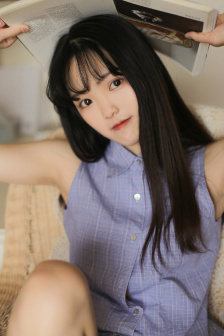 两女互摸自慰出水